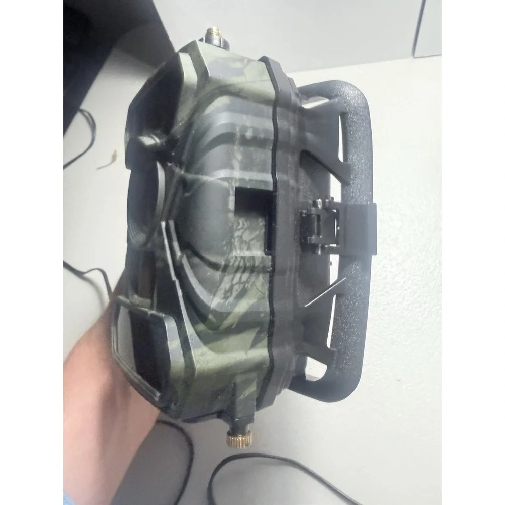 Securelyfe Clear Vision Trail Camera Cellular‎ Wireless Wildlife SIM & SD Cards!